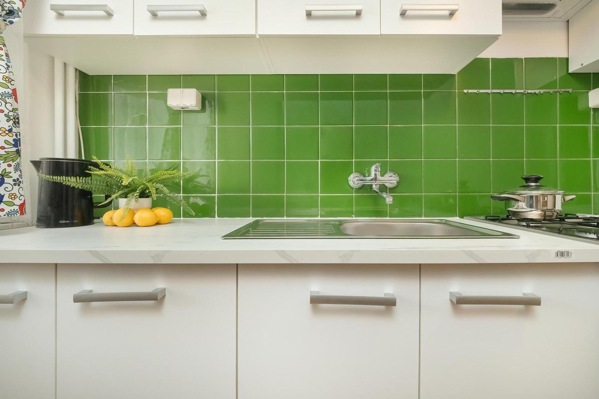 Merliniego Trendy With Desk By Renters