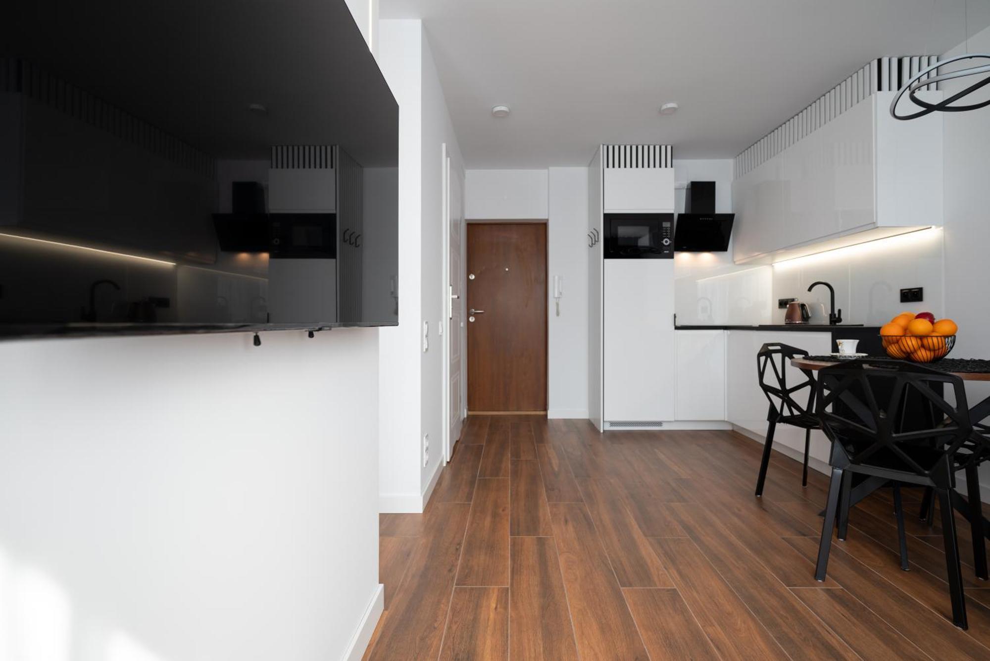 Apartament Center Grzybowska, Next To Warsaw's Business District, Metro Onz & Westin By Warsawskyline Warszawa