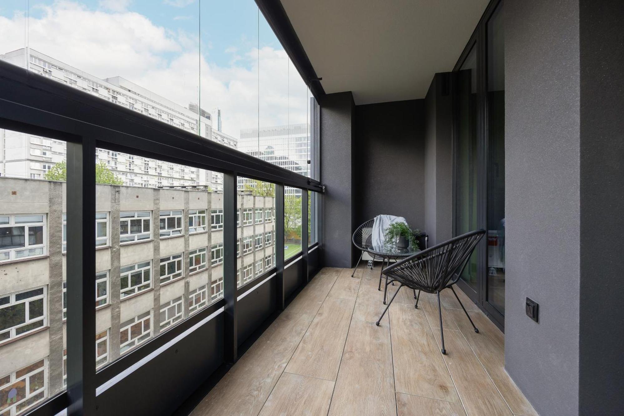 Luxurious And Modern In Center With Parking By Renters Prestige Apartment *