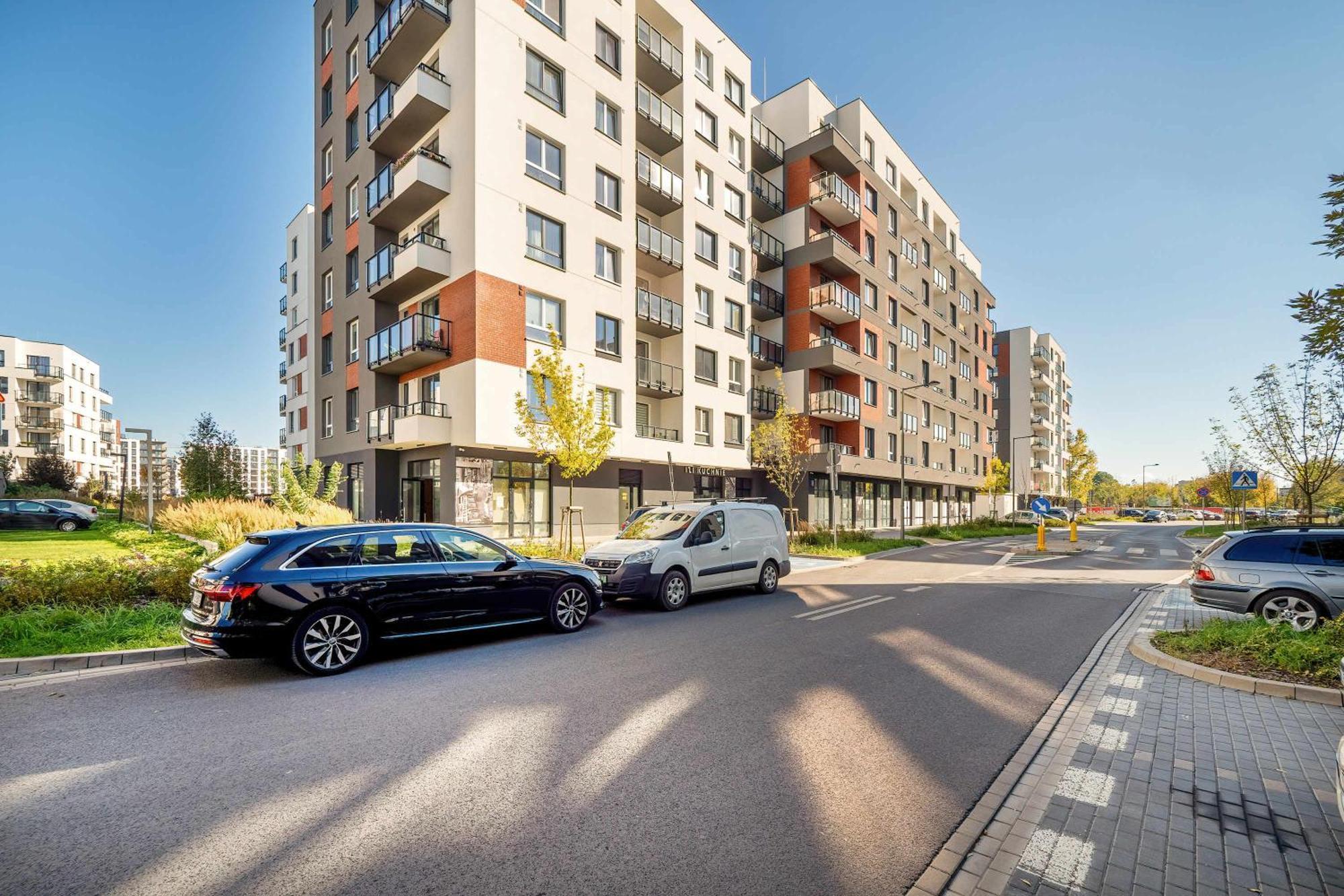 Air Conditioned In With Parking And Bathtub By Renters Apartment Warsaw