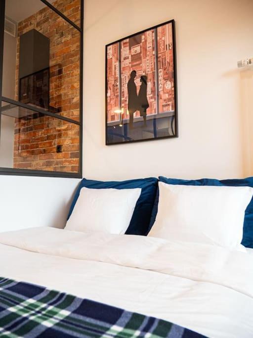 Chic In Historic Koneser Area Apartment