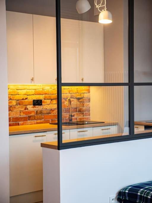 Chic In Historic Koneser Area Apartment *