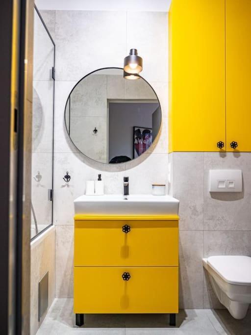 Apartment Chic In Historic Koneser Area *