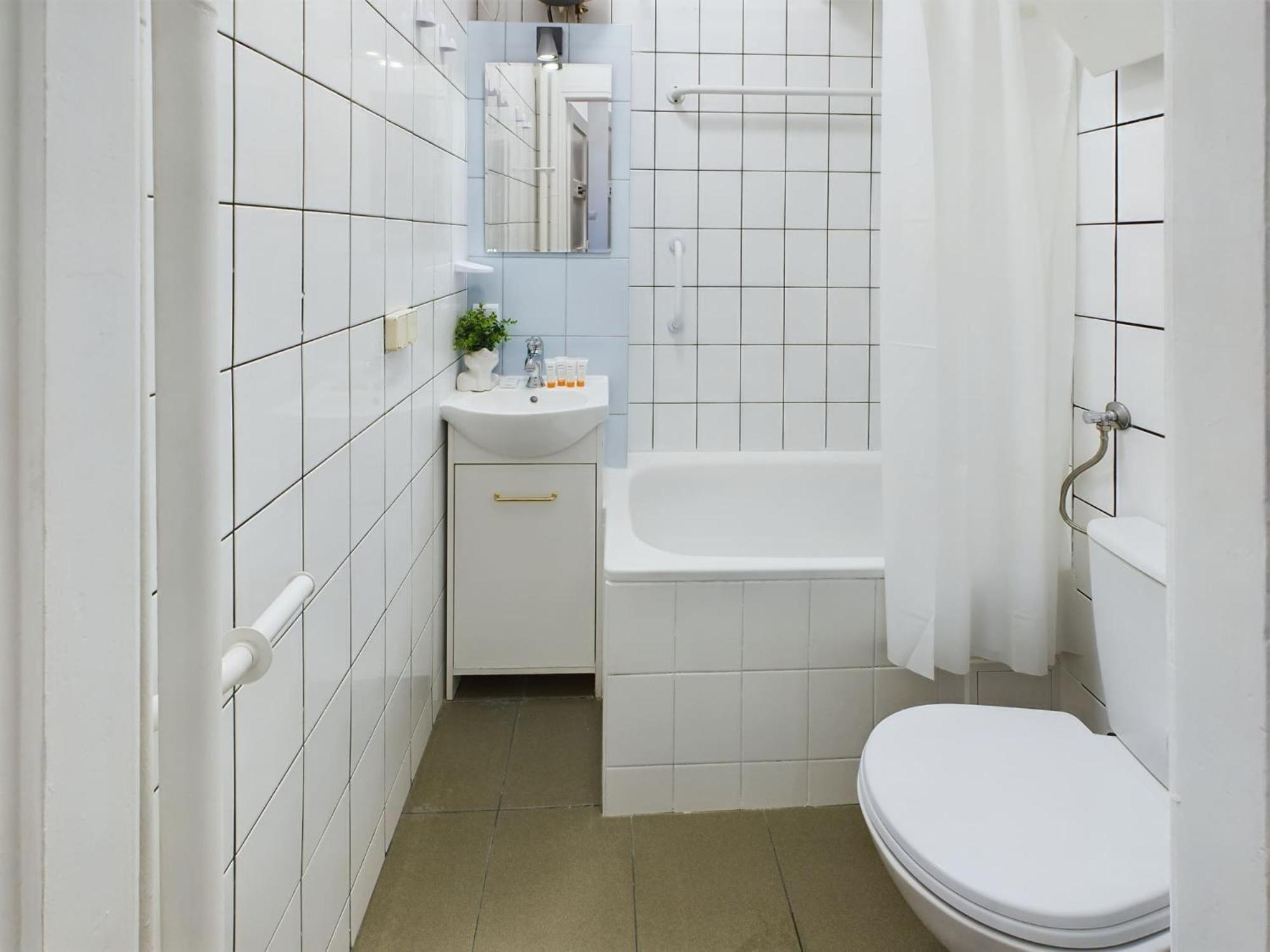 Cozy Bednarska In Near Old Town By Renters * Warsaw
