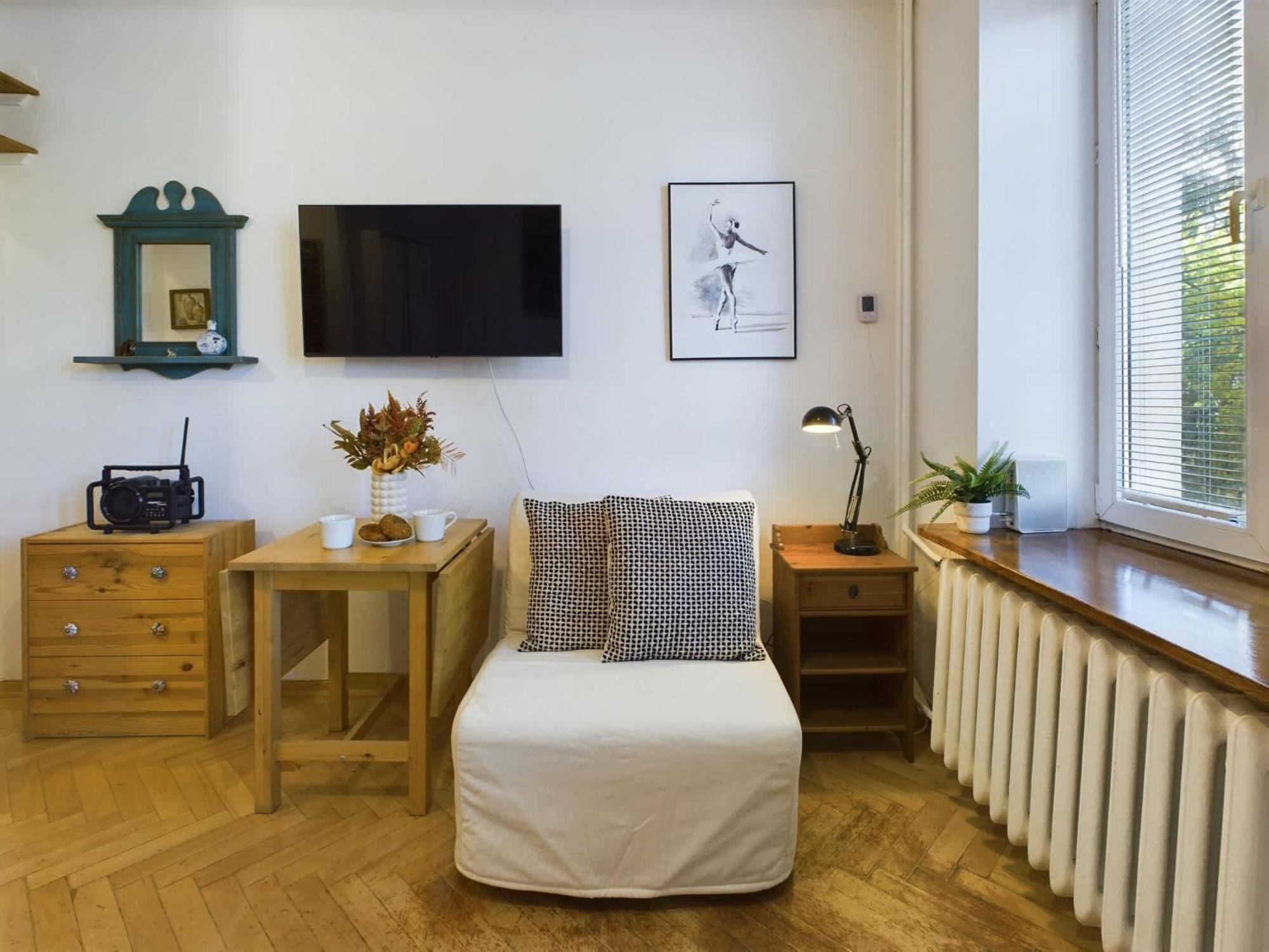 Cozy Bednarska In Near Old Town By Renters