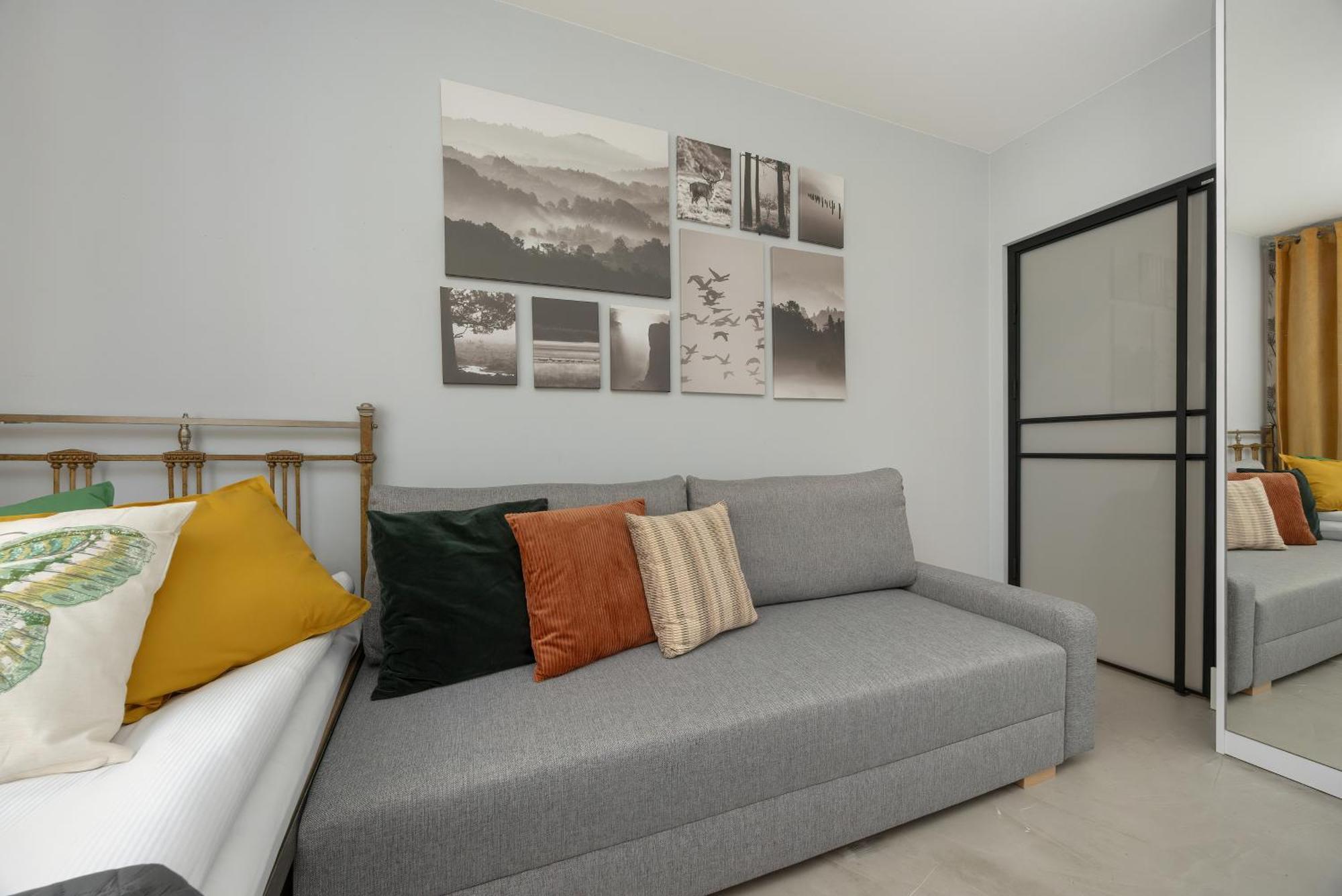 Dwupietrowy Dla 7 Osob Z Ogrodkiem By Renters