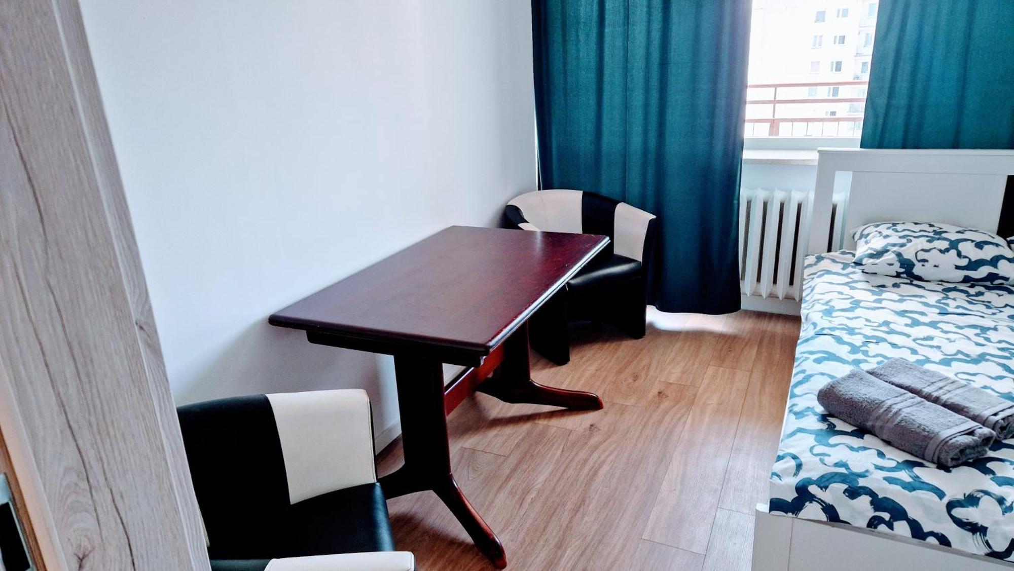 Meander Natolin Blisko Metra Hostel Warsaw