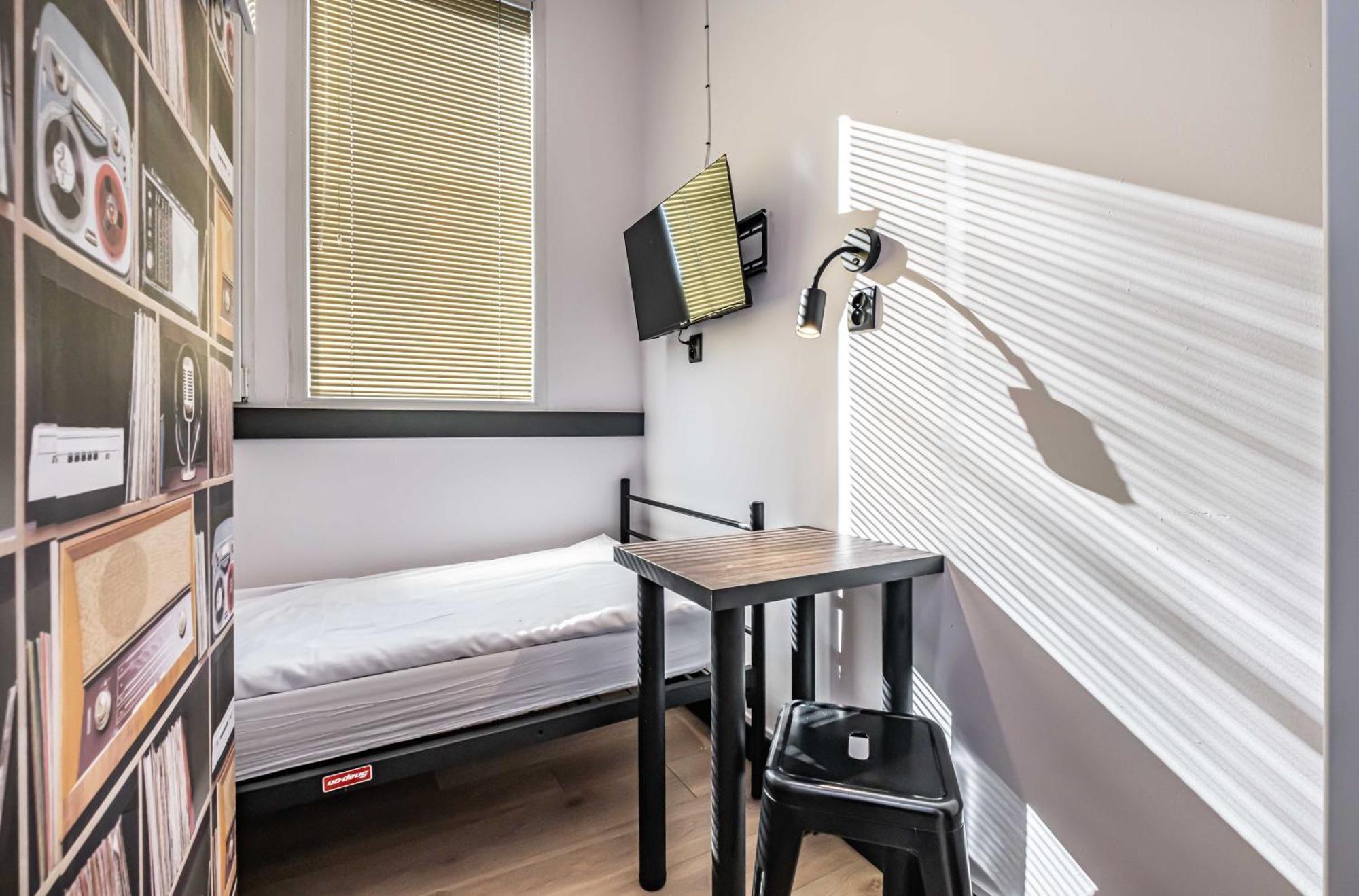 Vola Hostel