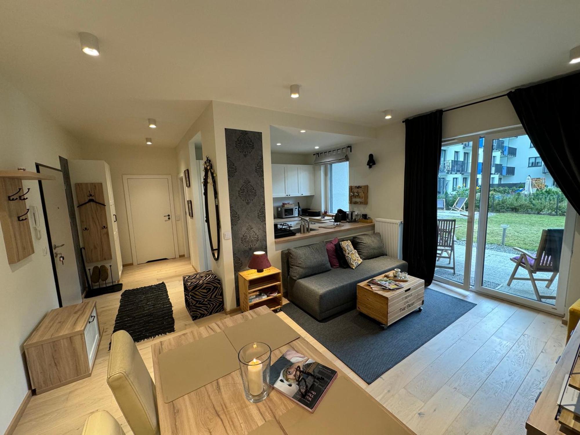 Apartment Relax&comfort New Waw 50 Sqm With Terrace, Garden, Free Parking And Ac Warschau