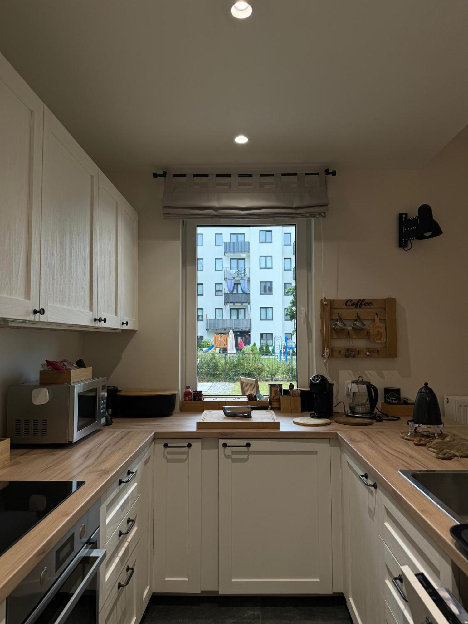 Relax&comfort New Waw 50 Sqm With Terrace, Garden, Free Parking And Ac Apartment