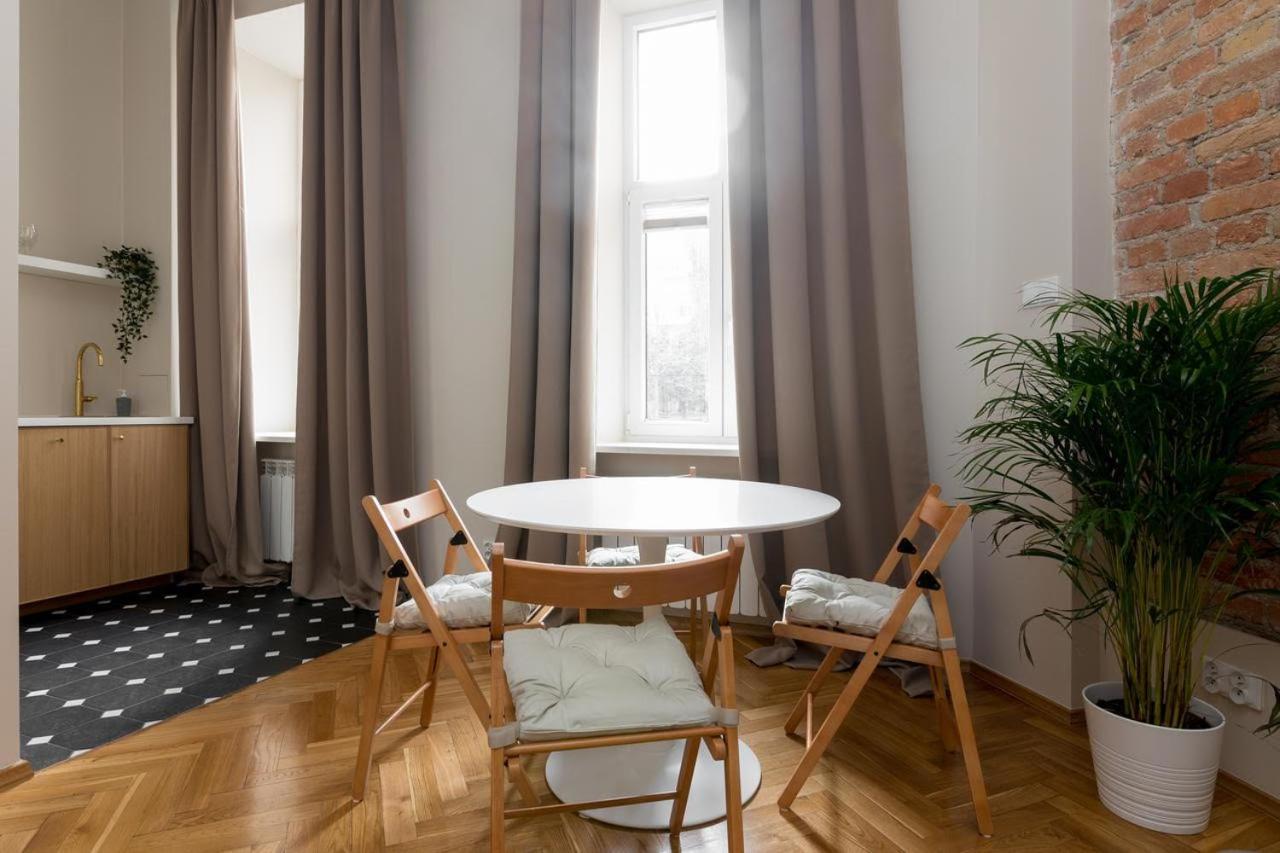 Ogrod Saski With Mezzanine Warsaw