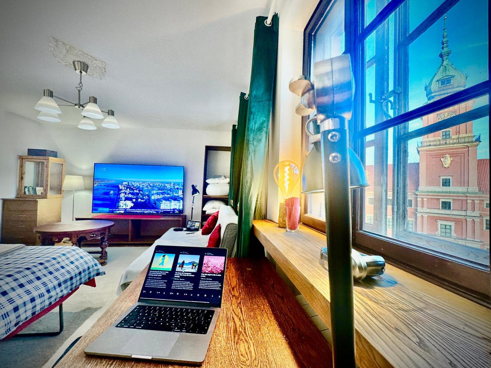 Apartment Old Town View Wifi 300 Mb/s Huge Screen Netflix Appletv Amazontv