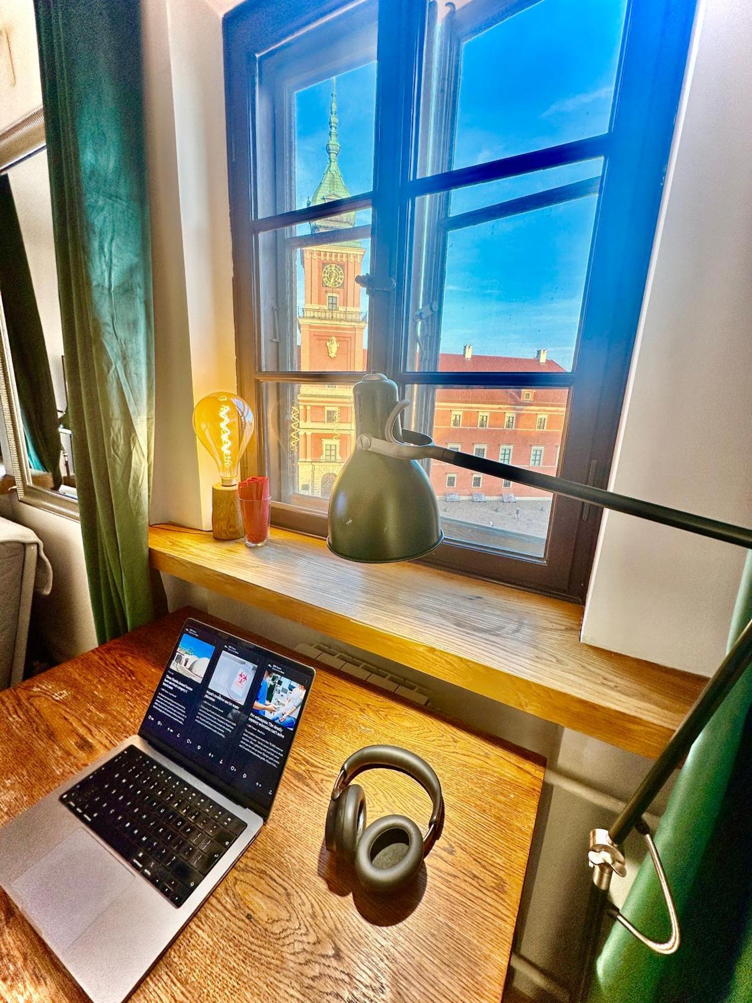 Old Town View Wifi 300 Mb/s Huge Screen Netflix Appletv Amazontv *