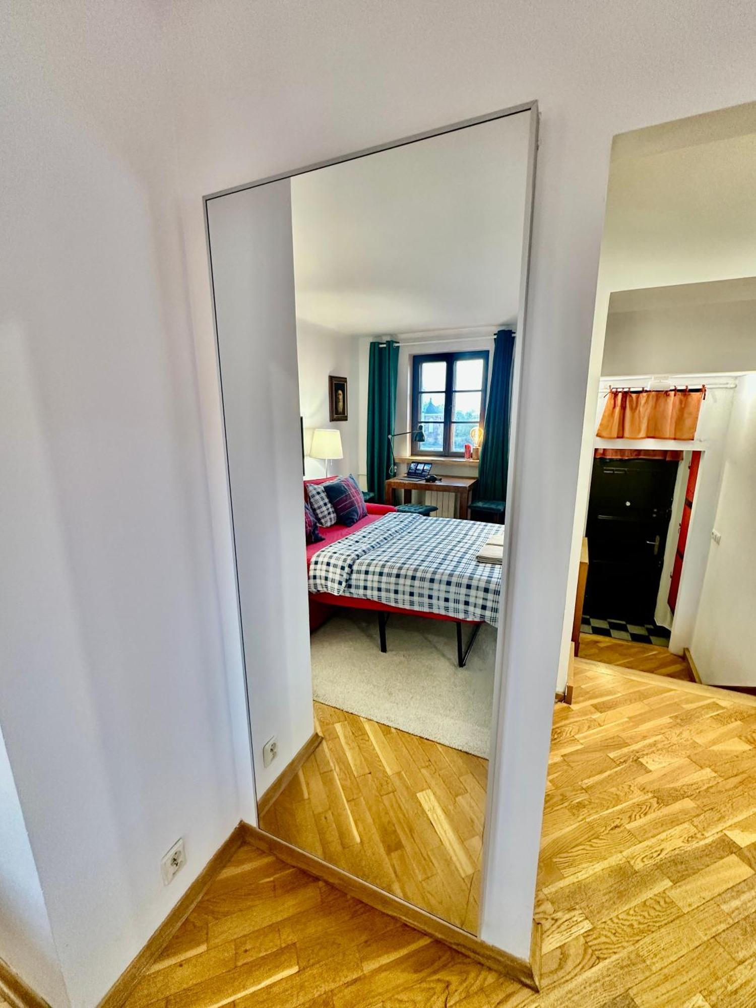 Apartment Old Town View Wifi 300 Mb/s Huge Screen Netflix Appletv Amazontv