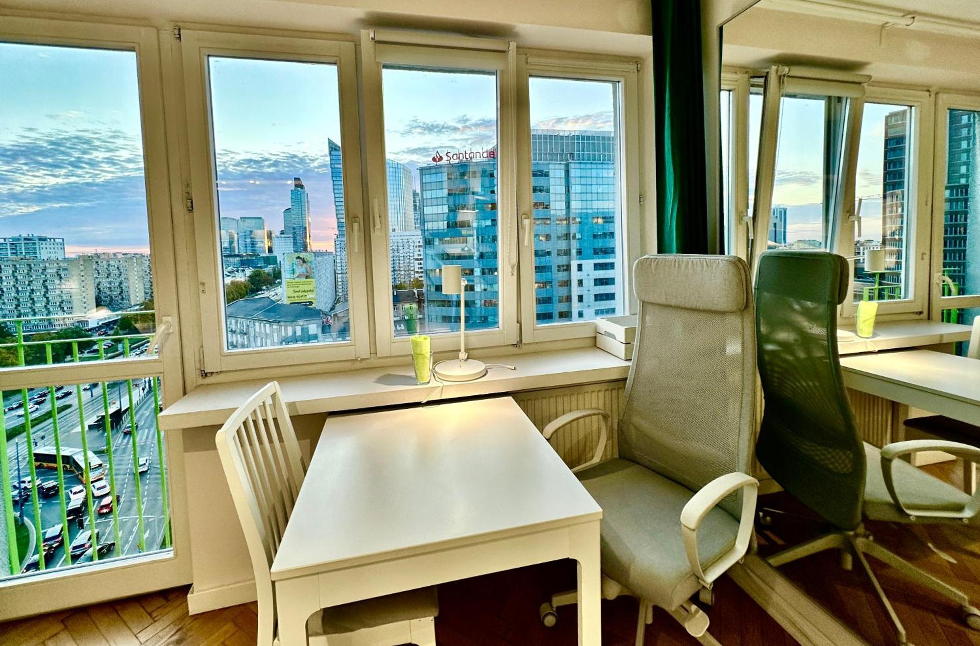 Apartment 3 Metro Wifi 65'tv Netflix Hbo Appletv Amazontv *