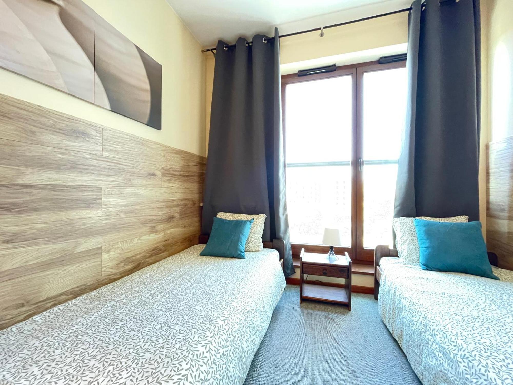 Apartment Superior Pulawska, 4 Rooms, 3 Bedrooms, Metro! Recepcion24h!