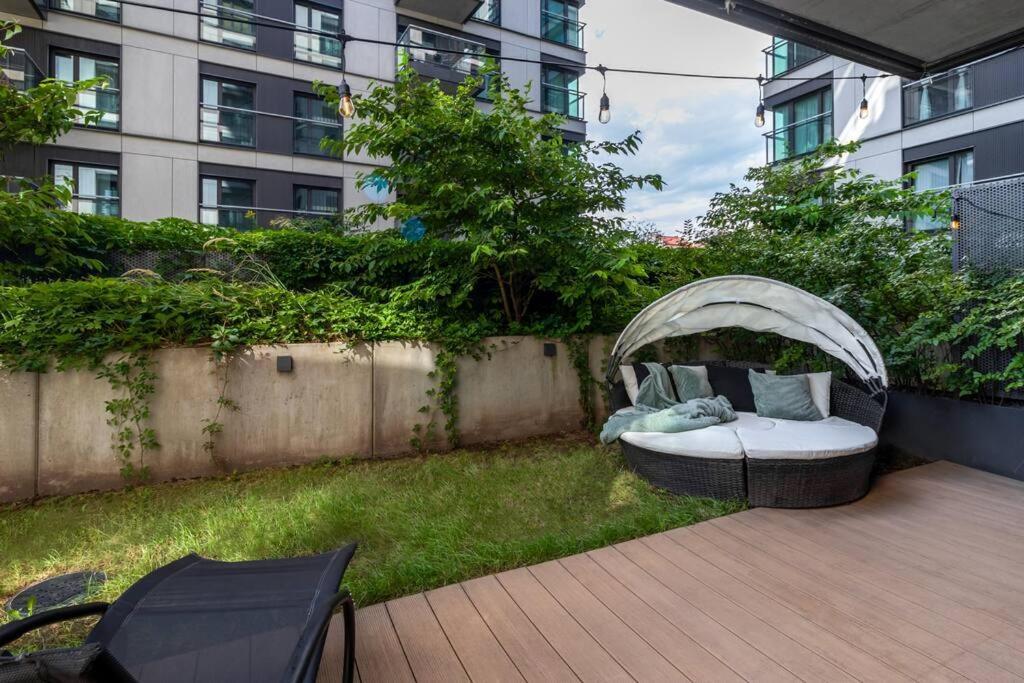Căn hộ Mennica - Two Bedroom With Terrrace&144 Warsaw