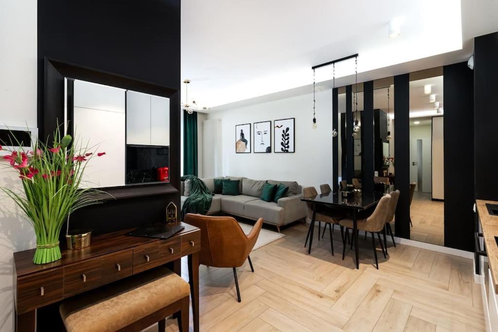 Mennica - Two Bedroom With Terrrace&144 * Varsóvia