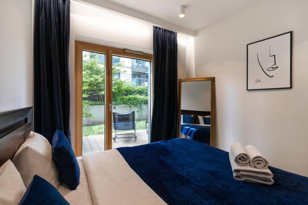 Apartamento Mennica - Two Bedroom With Terrrace&144 Varsóvia