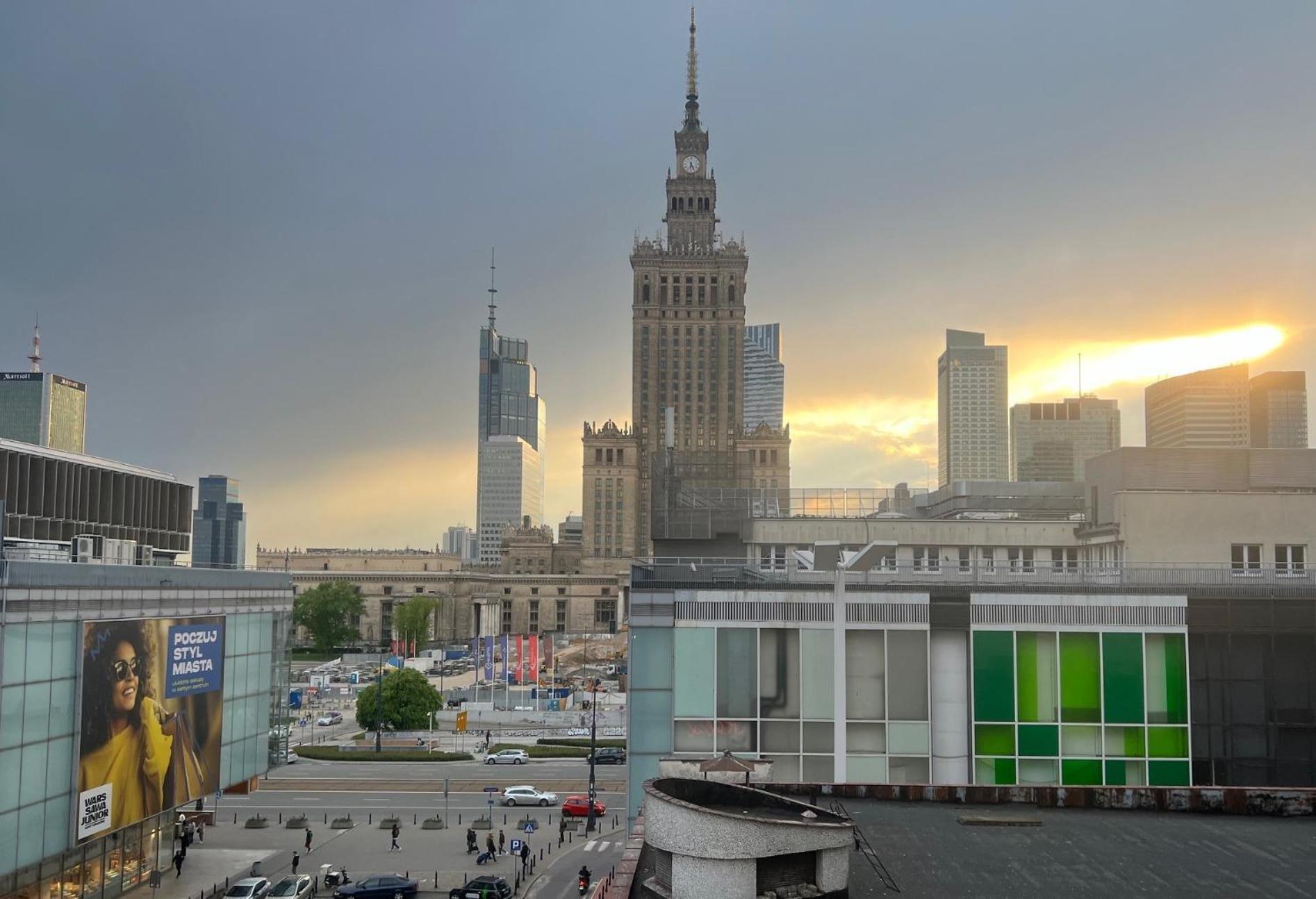 Ohmyhome-zlota View Apartamento