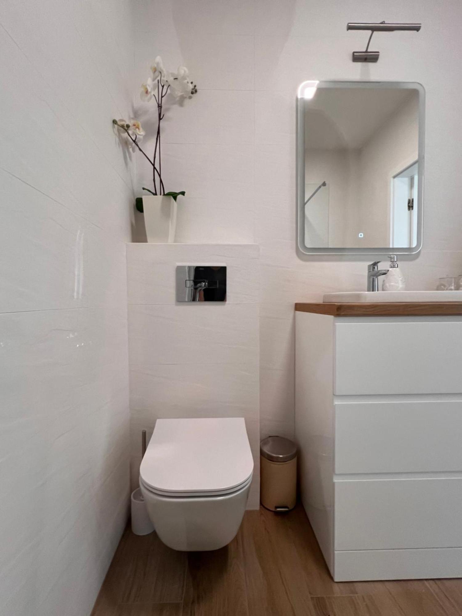 Apartament 70 Metro Warszawa