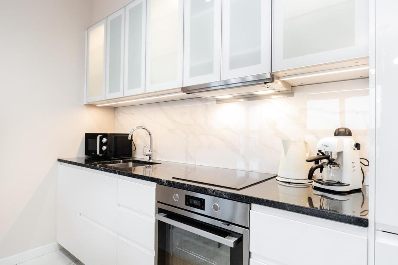 Superb Mokotow 8th Floor Apartment *