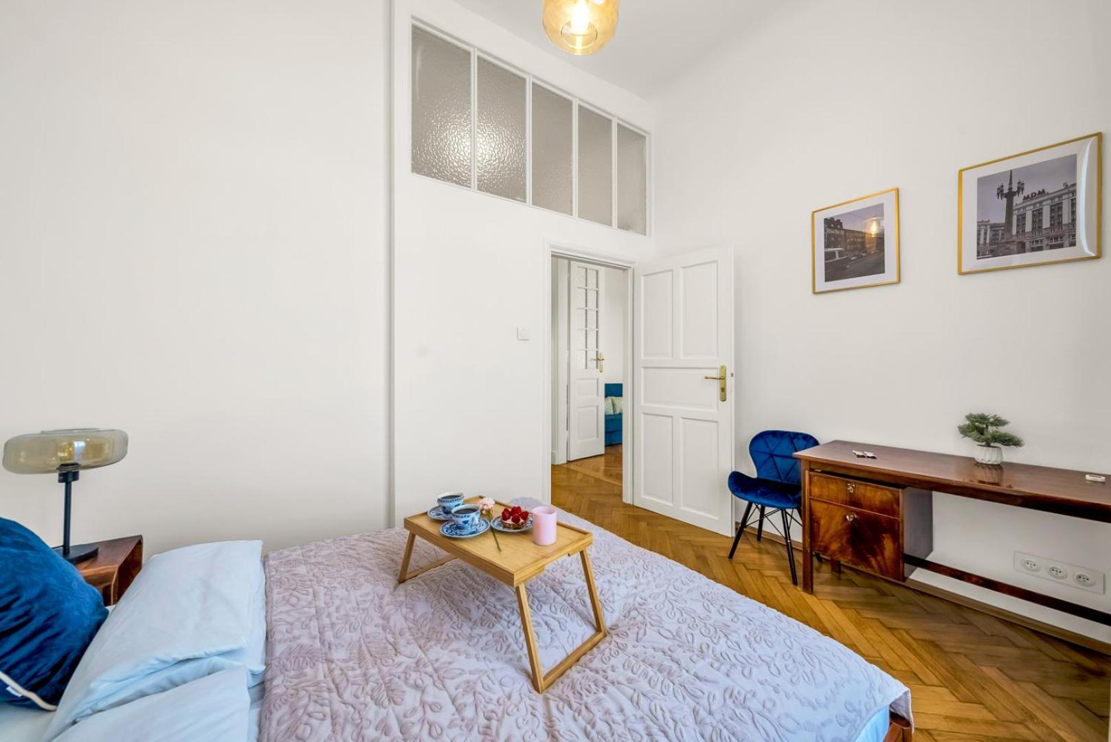 Stara Praga - Location, Balcony - By Rentujemy Apartment