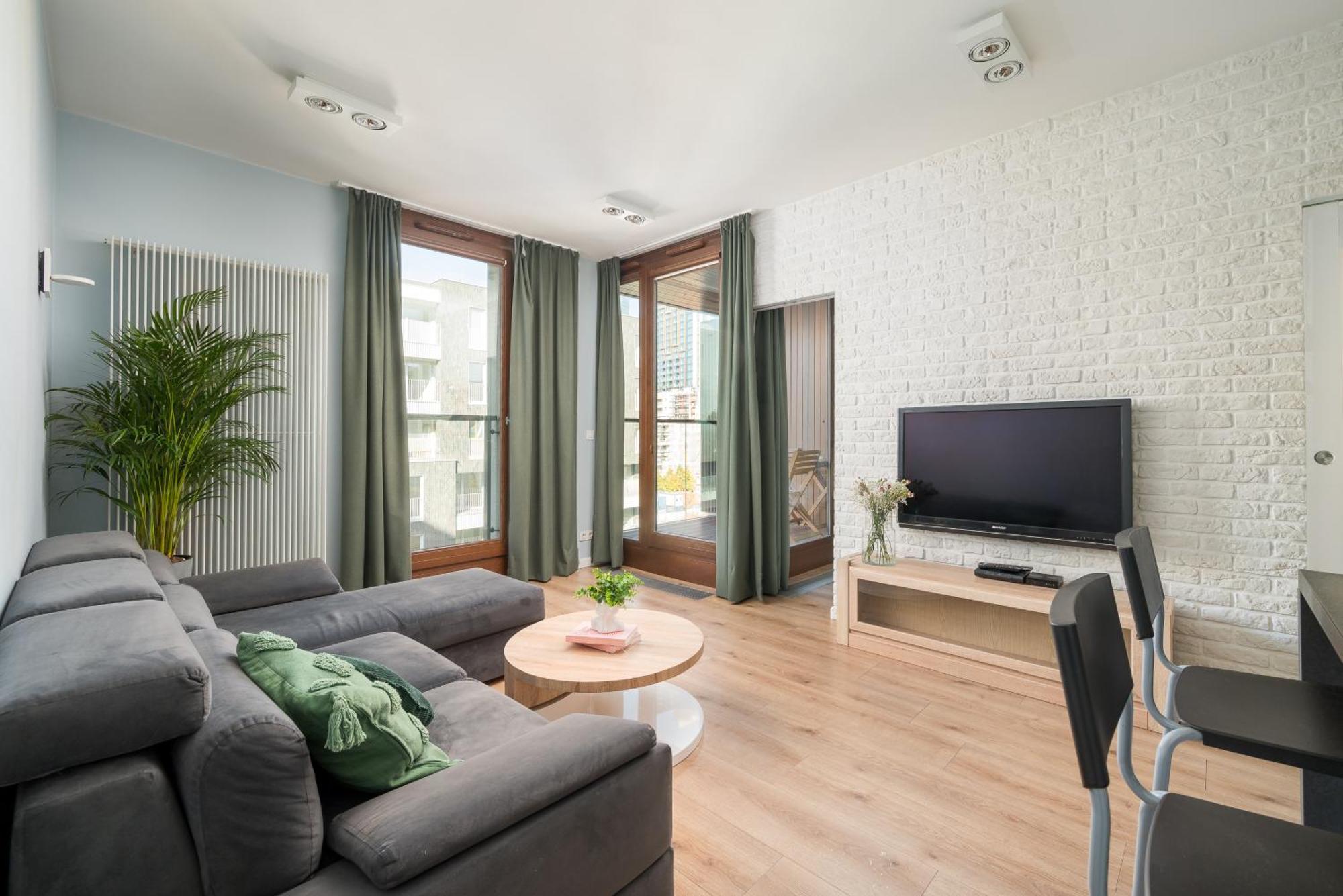 Go Aparthotel 4*