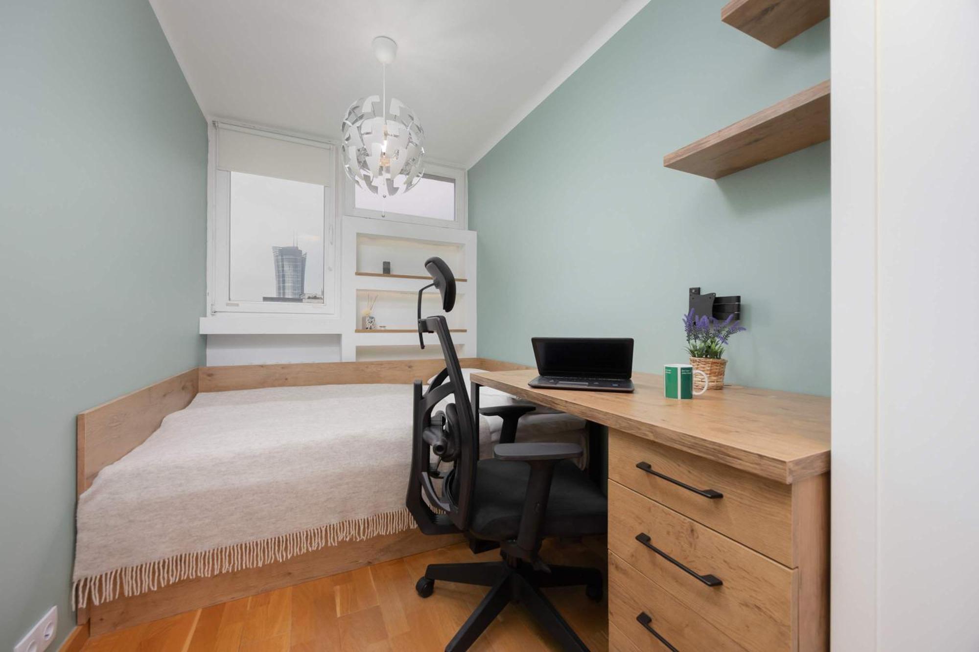 Elegant Pereca Ideal For Remote Work In Centre By Renters Apartment *