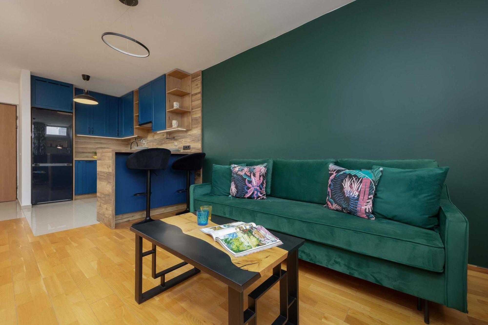 Elegant Pereca Ideal For Remote Work In Centre By Renters Apartment Warsaw