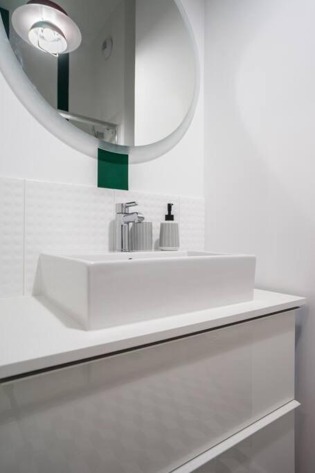 Apartment Close-golden In - Cozy And Stylish Studio - Zabkowska B *