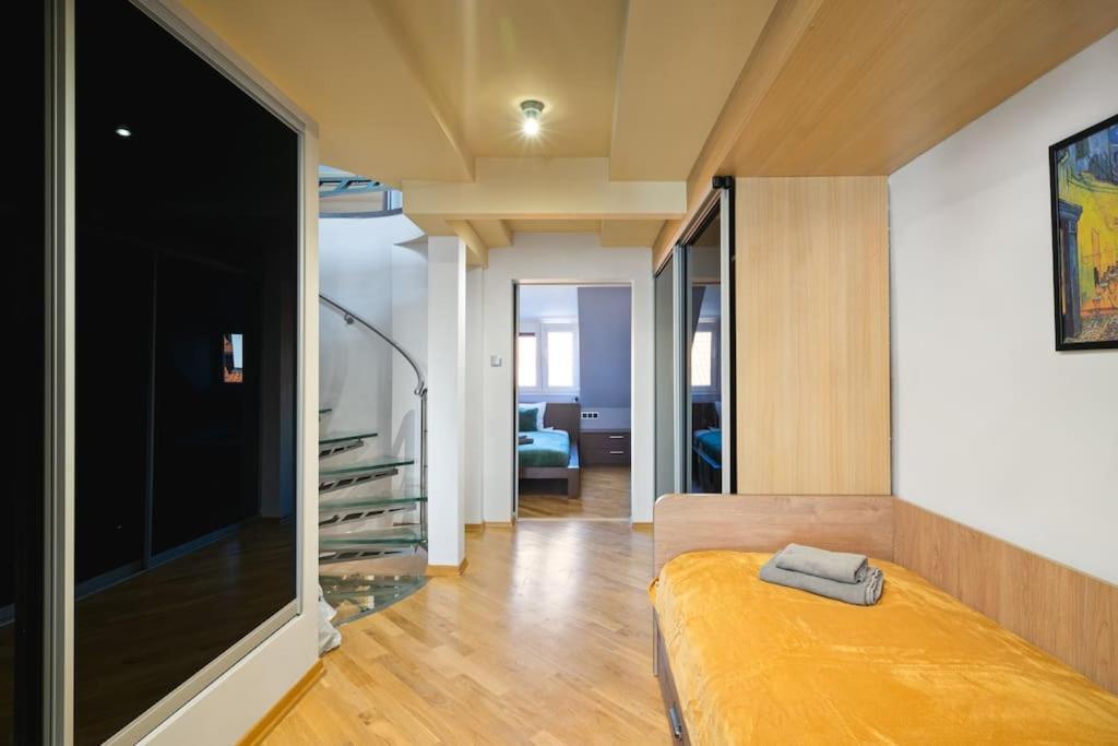 Comfortable - City Center - - Piwna *