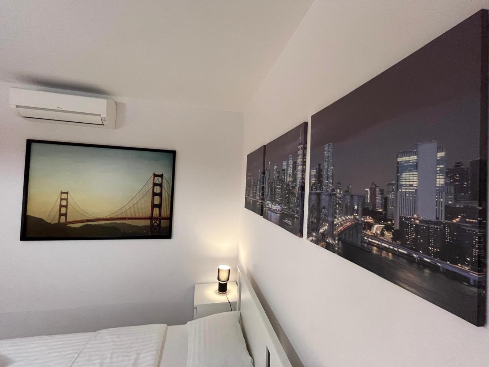 Targowa Charming Apartment Warsaw