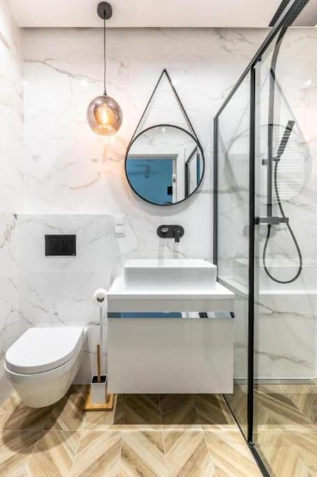 Apartment Urban Chic - Mennica - One Bedroom -citycenter&306
