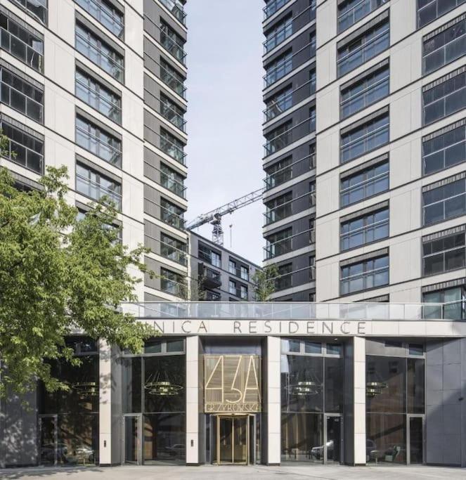 Urban Chic - Mennica - One Bedroom -citycenter&306 Apartment