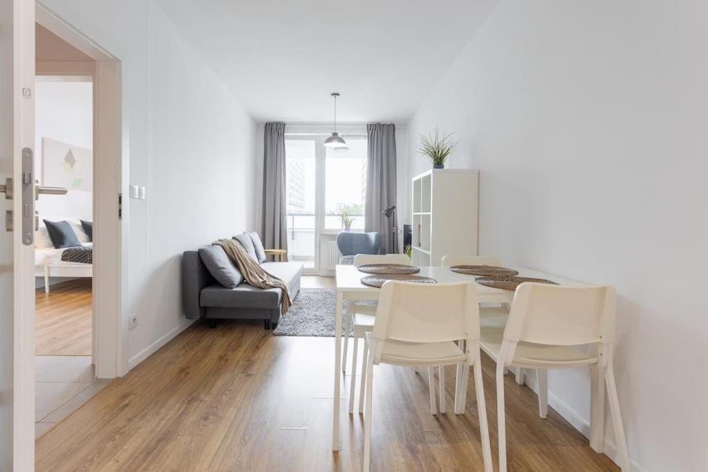 Apartament Urban Chic - -cozy And Stylish - Rondo Onz - Pereca Warszawa