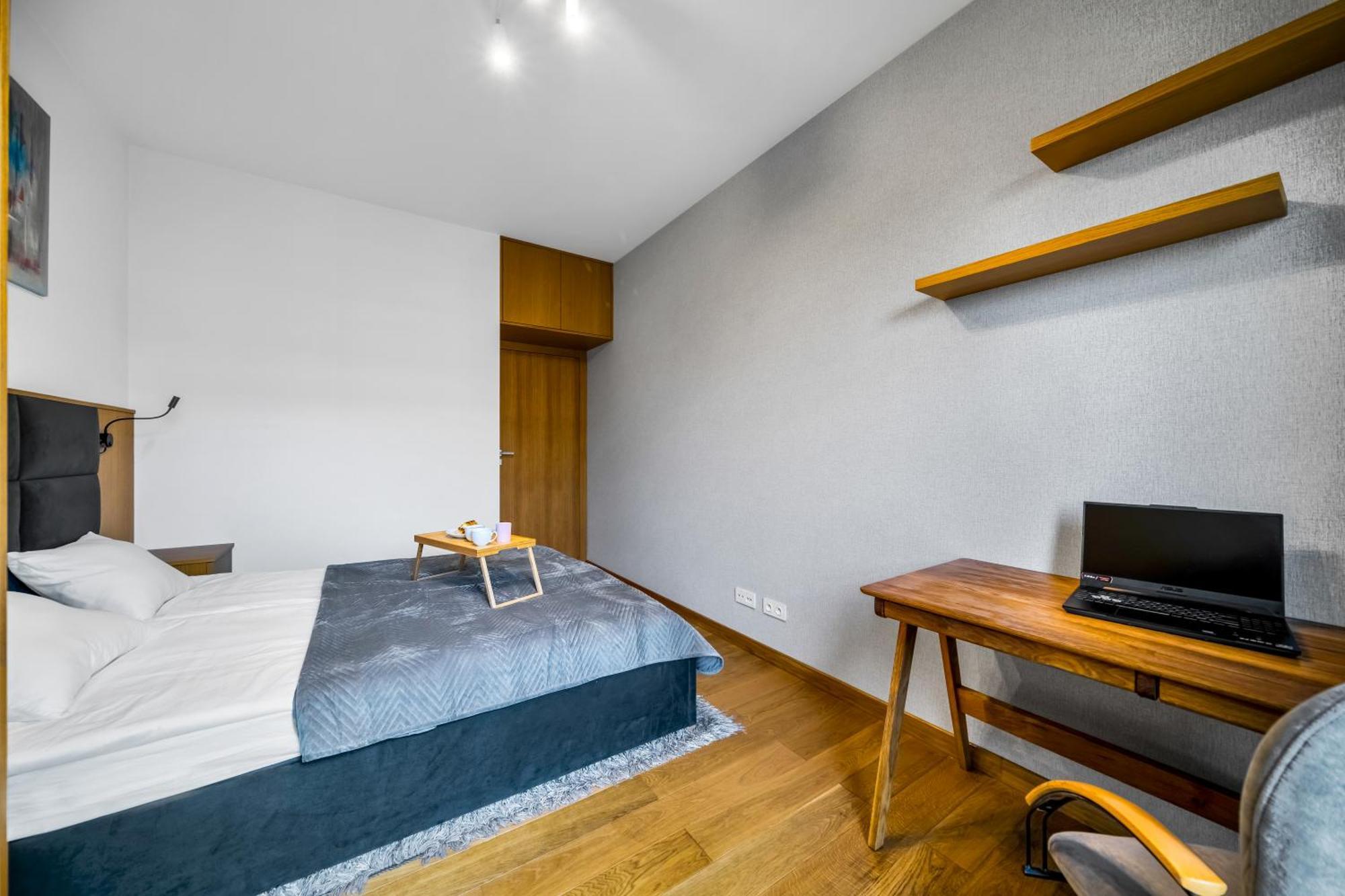 Kolejowa - Parking, Balcony, Workspace - By Rentujemy *