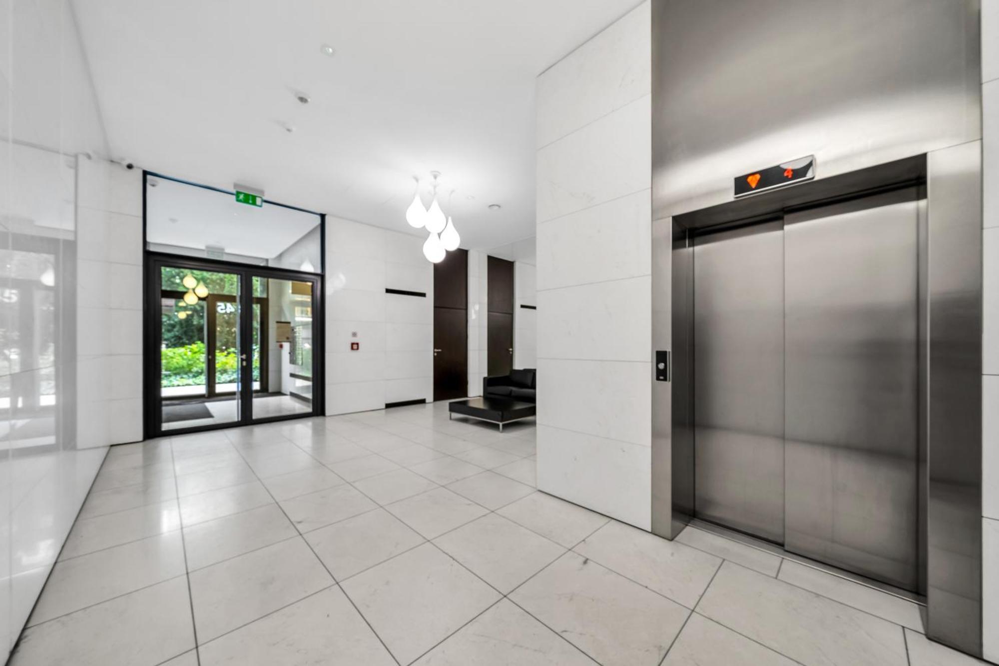 Kolejowa - Parking, Balcony, Workspace - By Rentujemy * Warsaw
