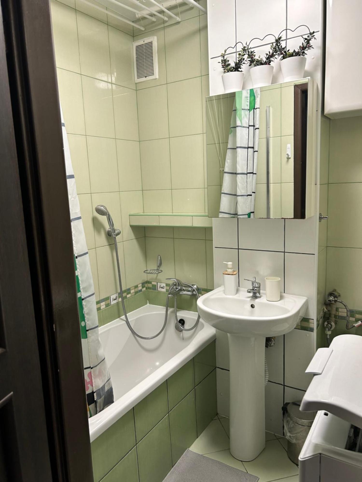 Chlodna Apartment *