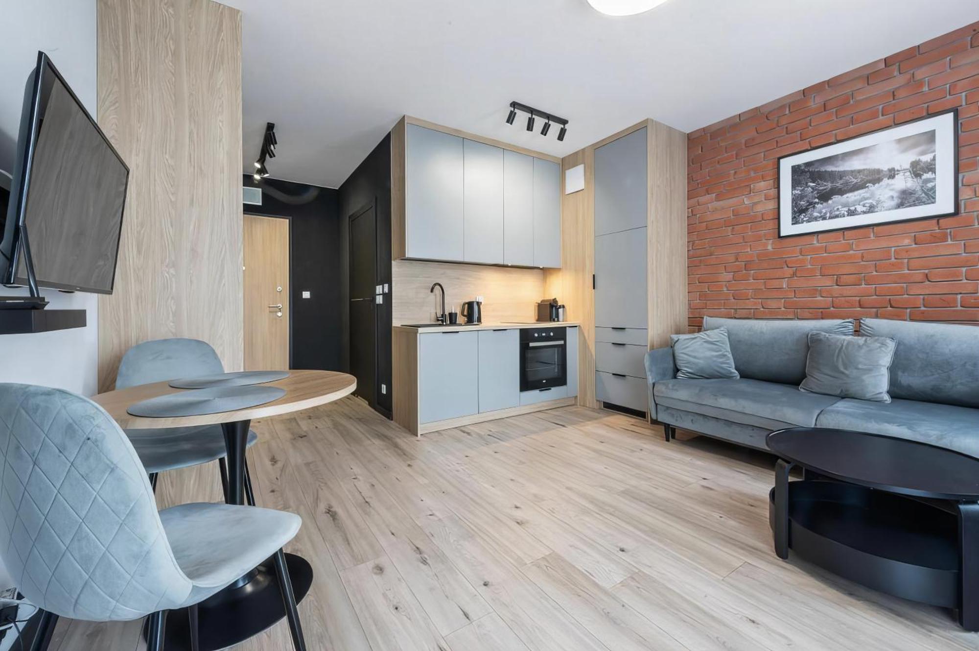 Apartment L27 *