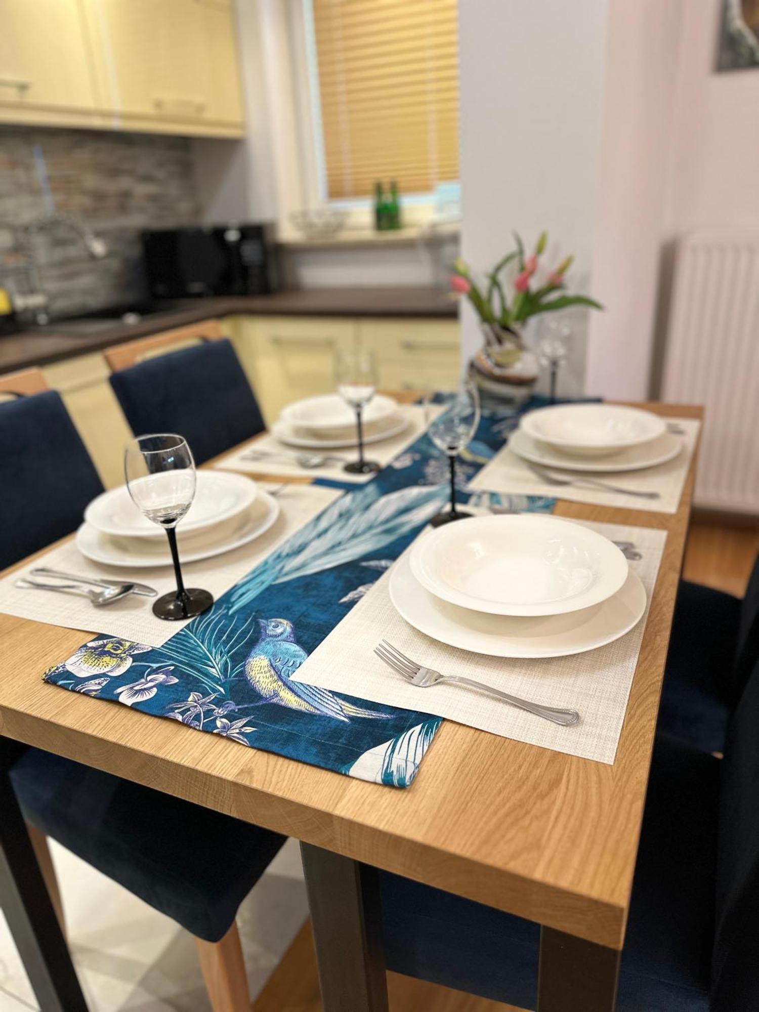 Krakowska Comfort - Wifi And Free Parking Apartment *