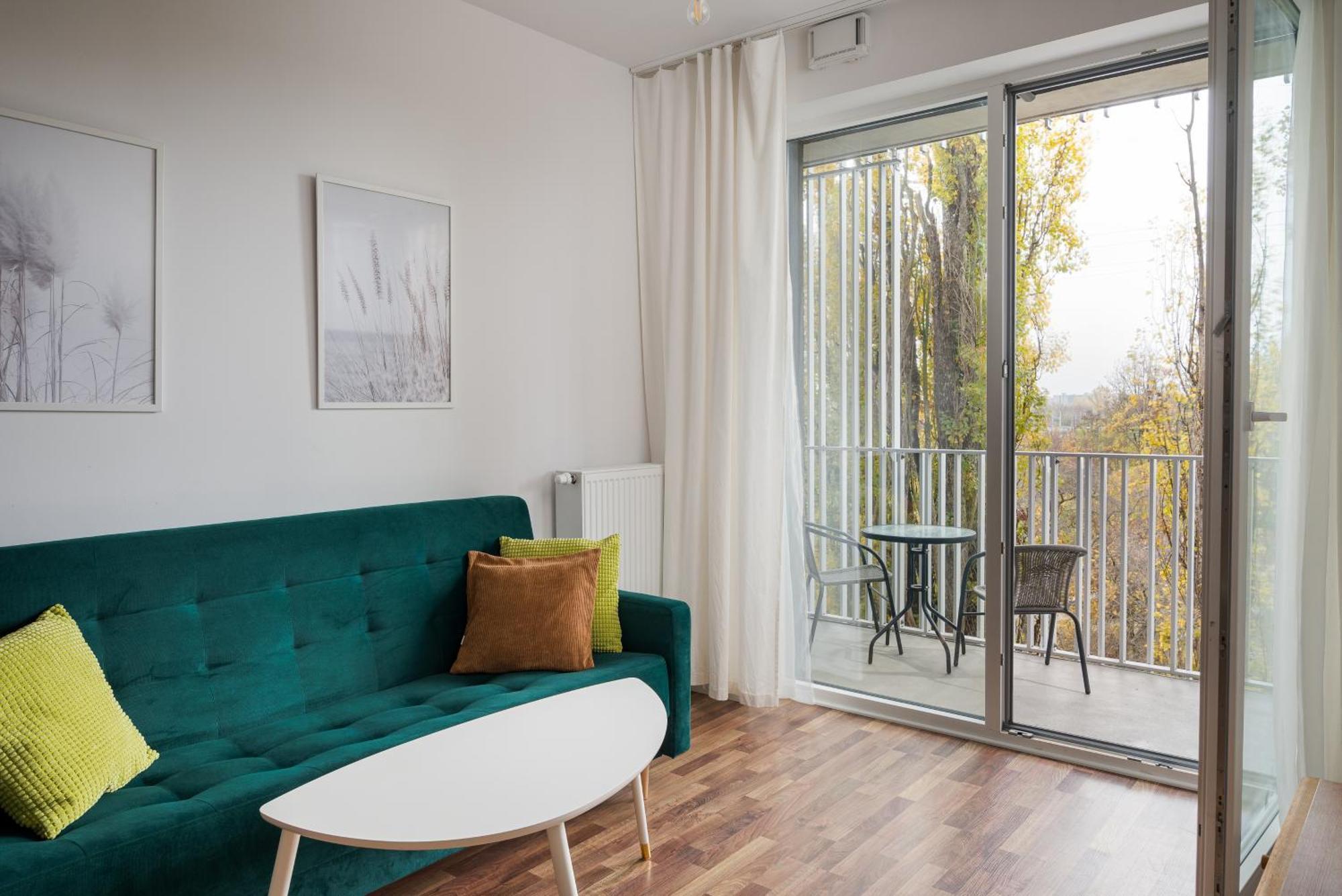 Wola Guminska Harmony Apartment Warschau