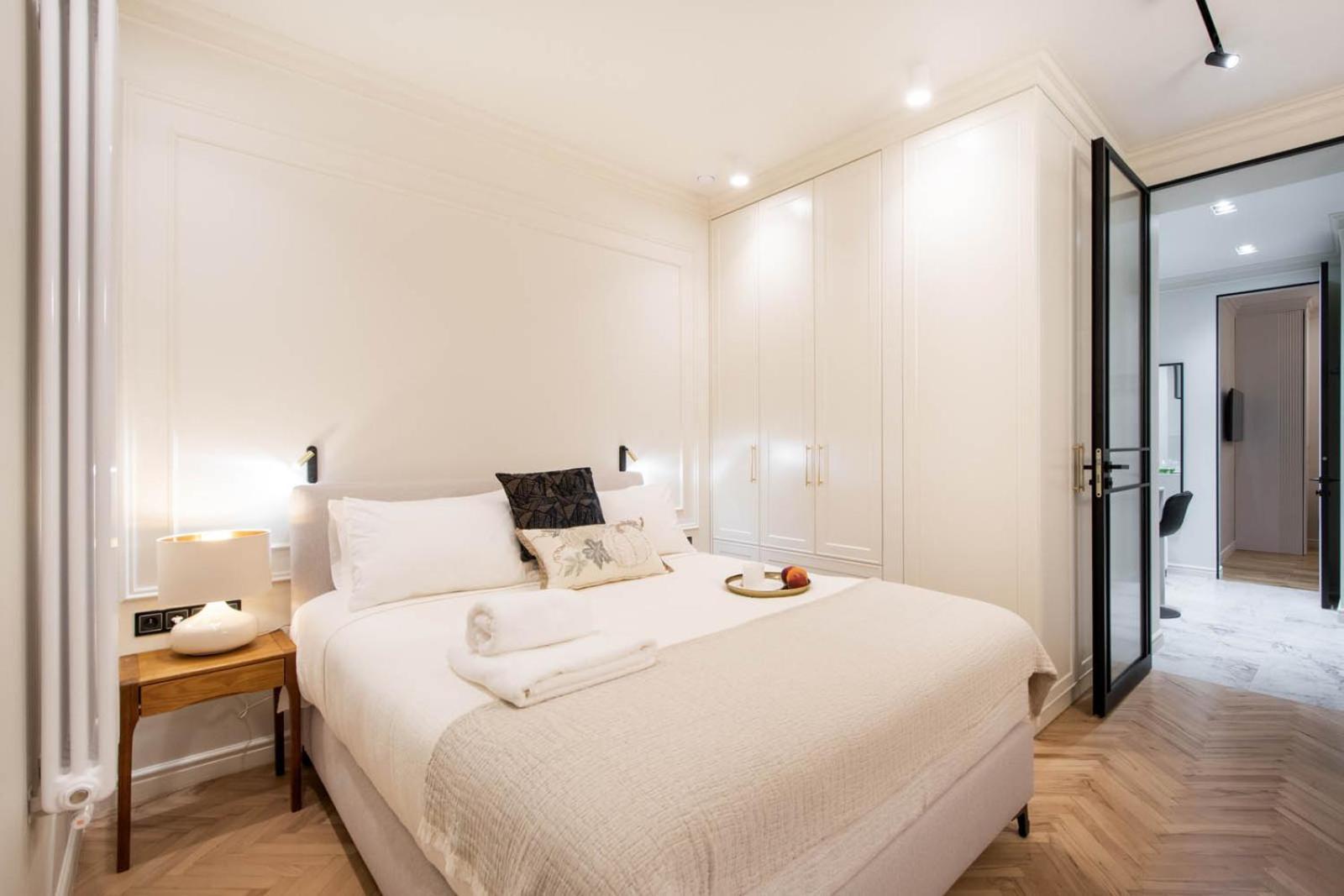 Apartment Stunning 2bed With Terrace And Parking *