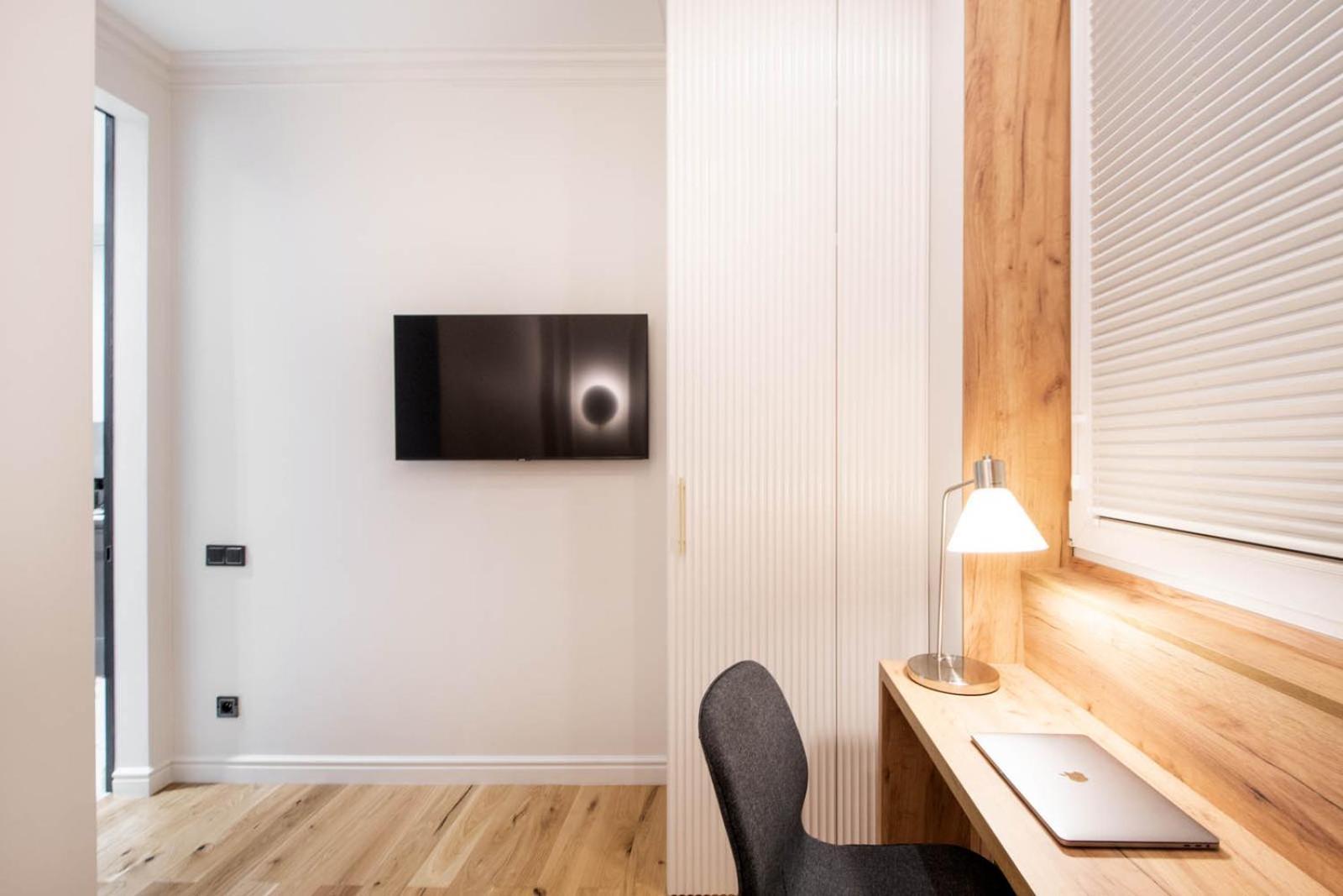 Stunning 2bed With Terrace And Parking Apartment