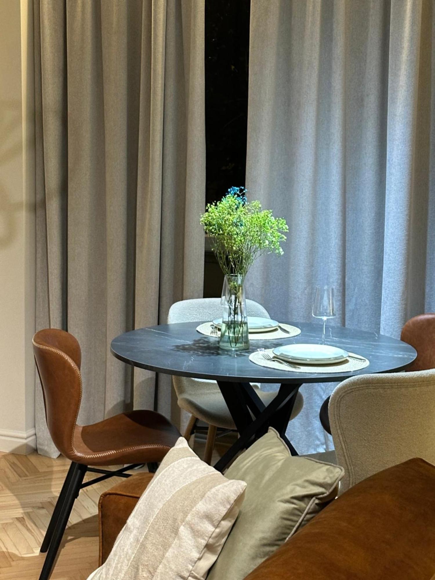 Stunning 2bed With Terrace And Parking Apartment Warsaw
