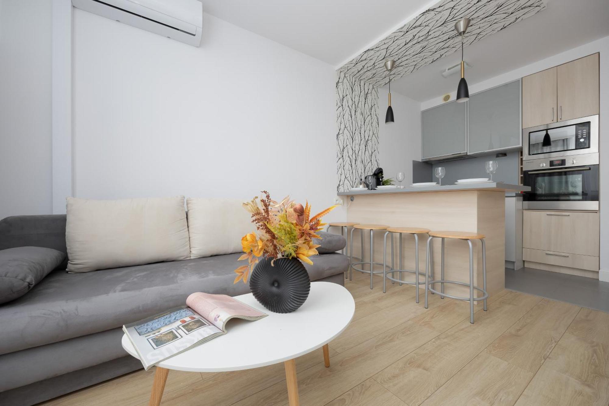 Căn hộ Chlodna With A View Wola By Renters Warsaw