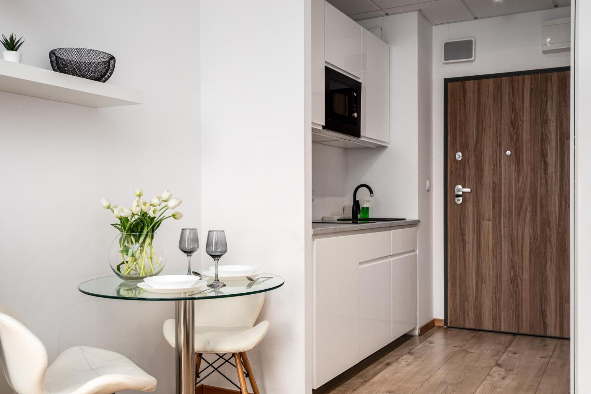 Prymasa Tysiaclecia 83a Free Garage By Perfect Apartamento