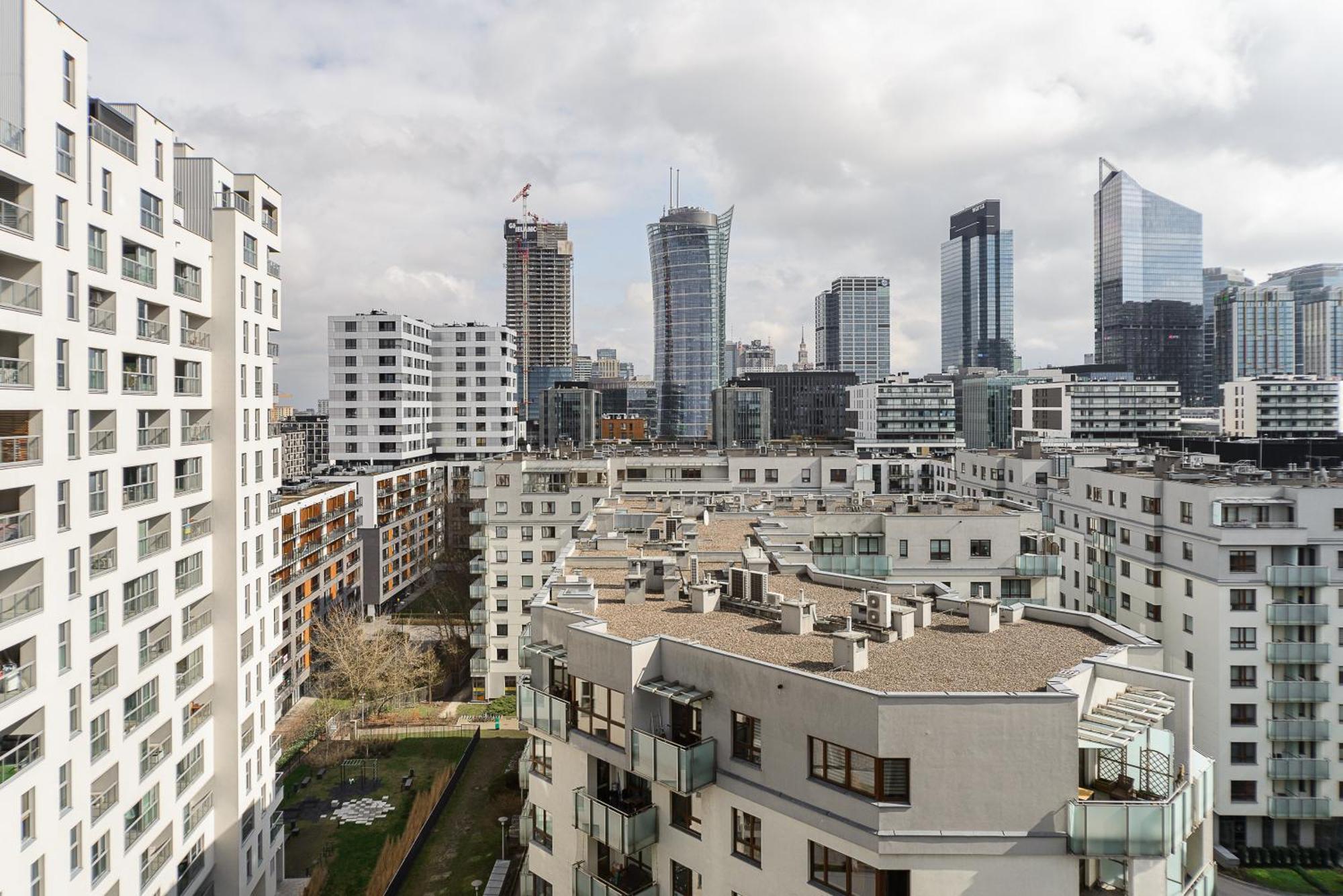 Apartamento Premium In The Center Of With Free Parking & Balcony *