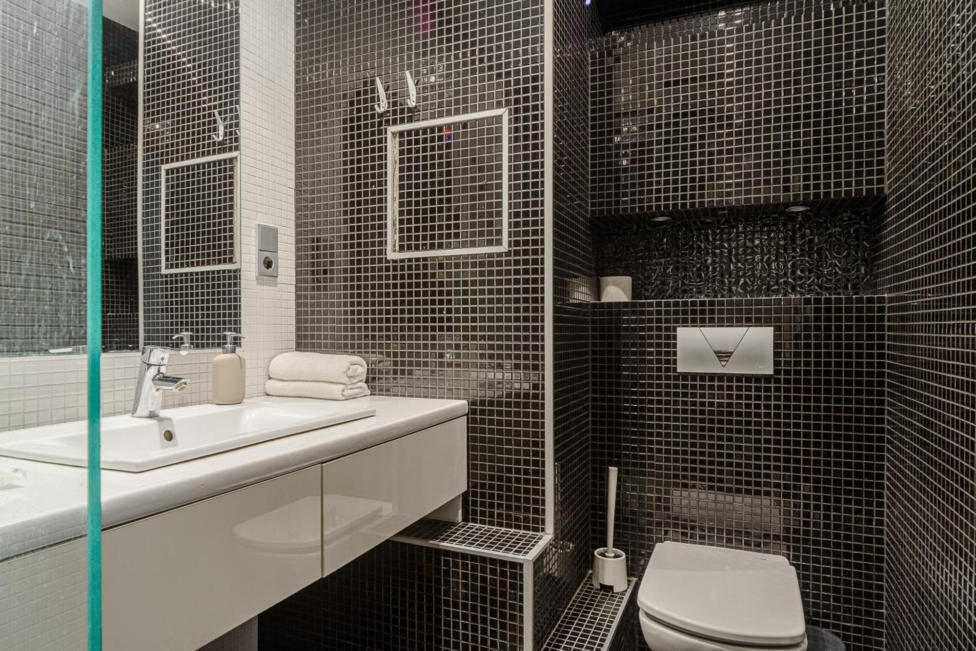 Premium In The Center Of With Free Parking & Balcony Varsóvia