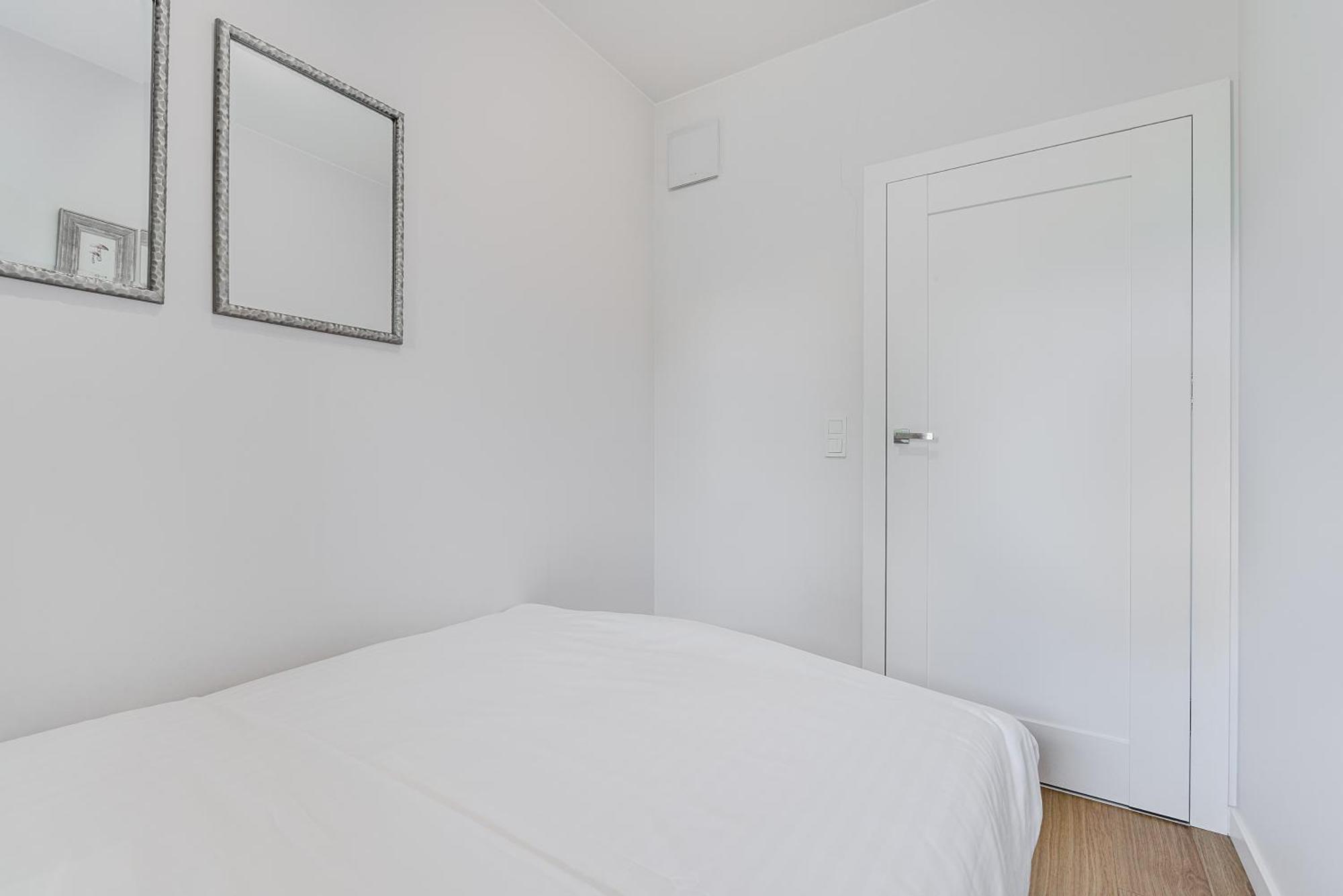 Cozy Family With Balcony Near Zlote Tarasy Apartment *
